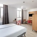 Aparthotel Residhotel Le Central'gare 3*