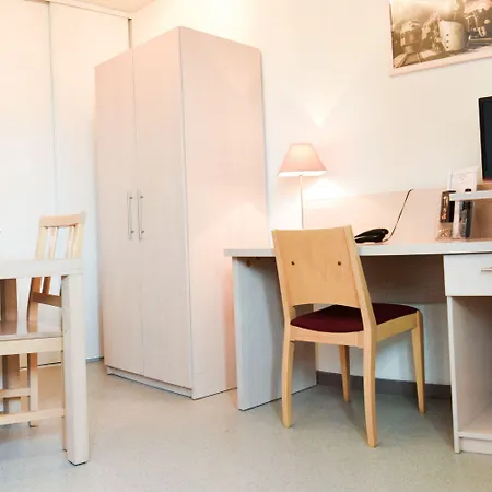 Residhotel Le Central'gare 3* غرونوبل