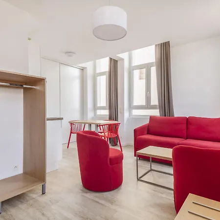 Residhotel Le Central'gare Апарт-отель Гренобль