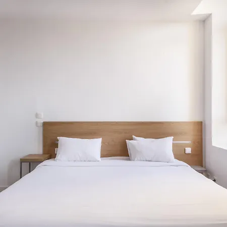 Hotel apartamentowy Residhotel Le Central'gare Grenoble