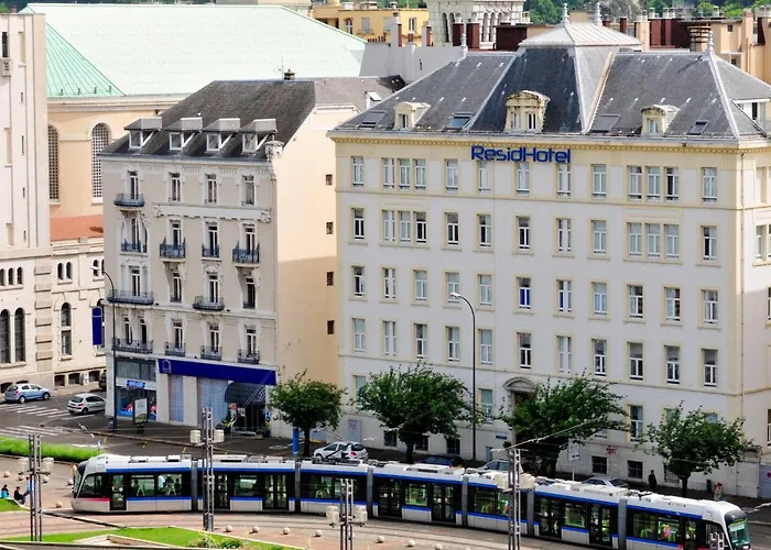 Aparthotel Residhotel Le Central'gare 3*